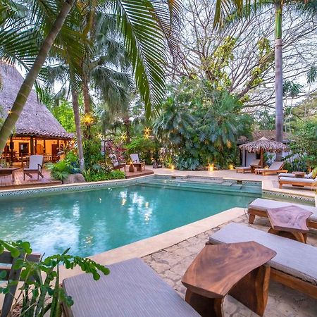 Hotel Pasatiempo Tamarindo Extérieur photo