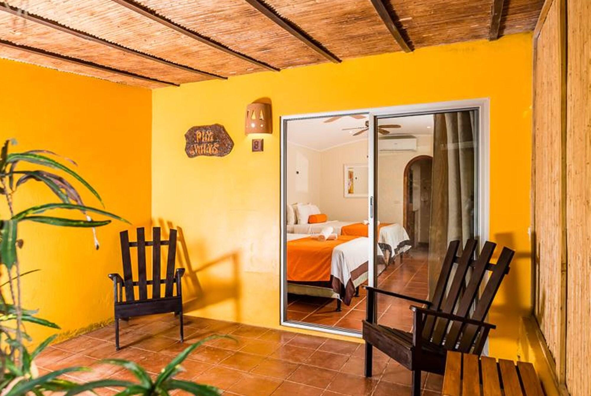 Hotel Pasatiempo Tamarindo Extérieur photo