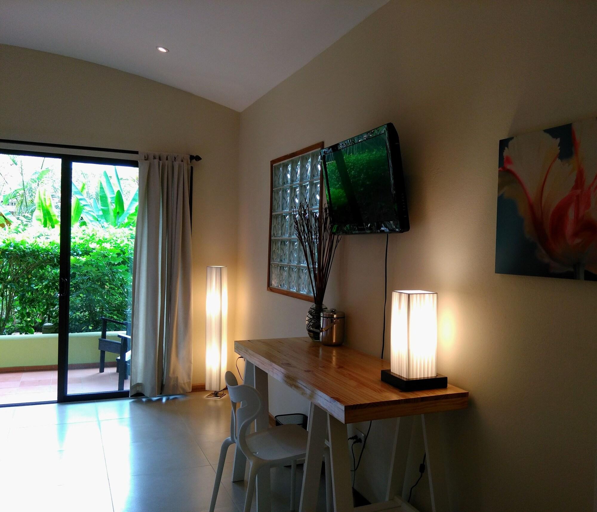 Hotel Pasatiempo Tamarindo Extérieur photo