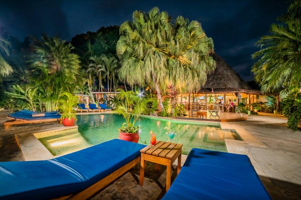 Hotel Pasatiempo Tamarindo Extérieur photo