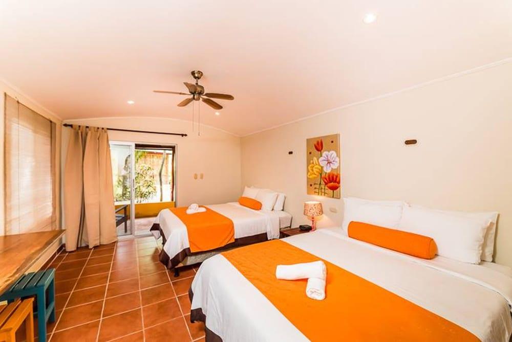 Hotel Pasatiempo Tamarindo Extérieur photo