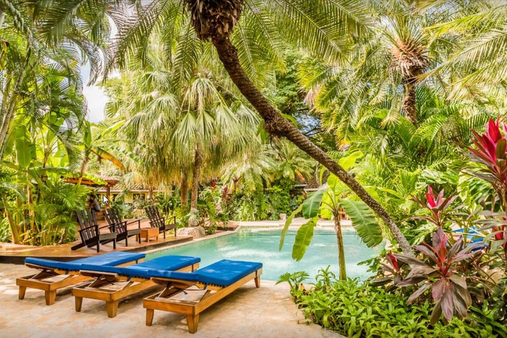 Hotel Pasatiempo Tamarindo Extérieur photo