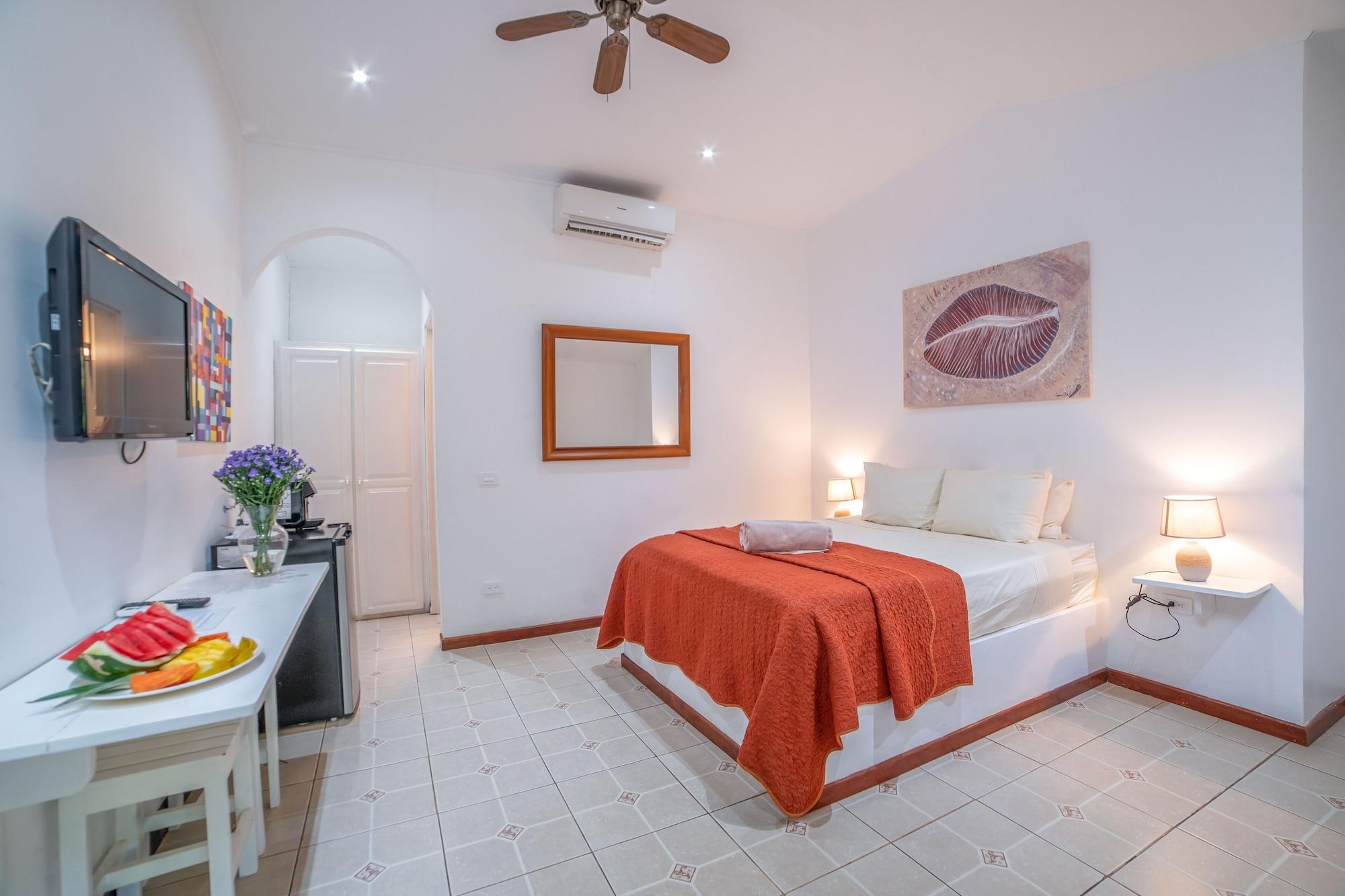 Hotel Pasatiempo Tamarindo Extérieur photo