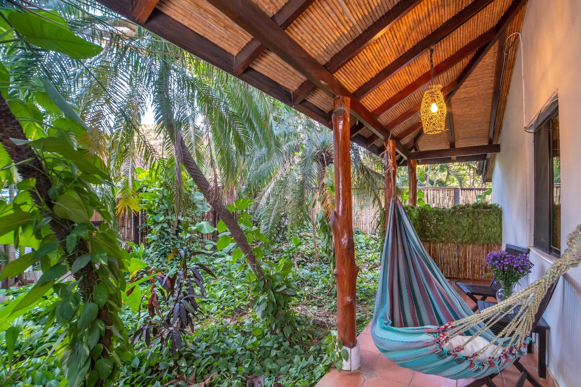 Hotel Pasatiempo Tamarindo Extérieur photo